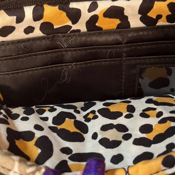 New Vera Bradley cross body purse! Adorable! - Picture 6 of 6